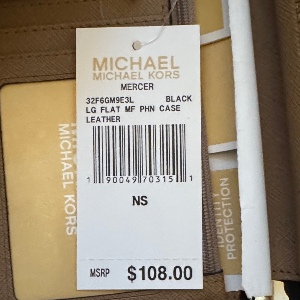 Michael Kors Black Pebbled Leather Wallet with Gold Hardware NWT - Picture 2 of 6